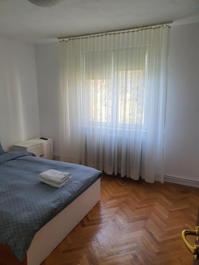 Târgu-Mureş Maria'S Apartments מראה חיצוני תמונה